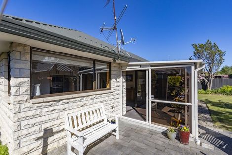 Photo of property in 10 Ben Nevis Drive, Broomfield, Christchurch, 8042