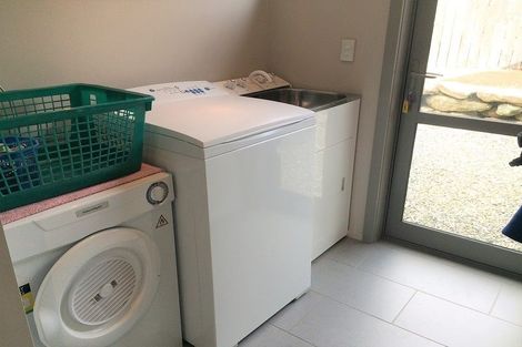 Photo of property in 10 Perrow Street, Wanaka, 9305