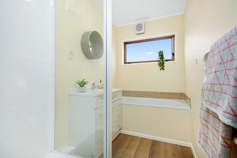 Photo of property in 4/19 Phillip Street, Johnsonville, Wellington, 6037