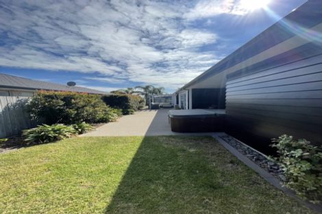 Photo of property in 15 Pompano Key, Papamoa Beach, Papamoa, 3118