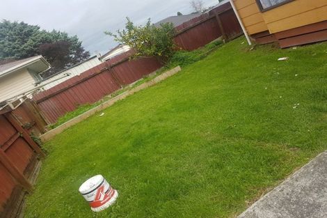 Photo of property in 2/14 Martin Road, Manurewa, Auckland, 2102