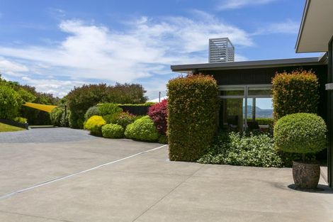 Photo of property in 12 Cameron Drive, Acacia Bay, Taupo, 3385
