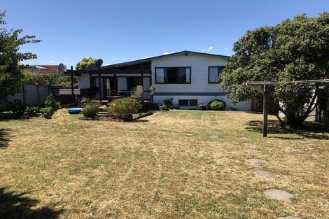 Photo of property in 70 Cypress Drive, Maungaraki, Lower Hutt, 5010