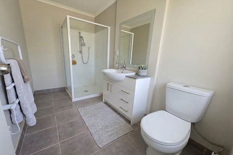Photo of property in 71a Vincent Street, Howick, Auckland, 2014