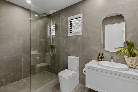 Photo of property in 1 Chimney Lane, Jacks Point, Queenstown, 9371