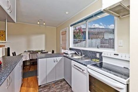 Photo of property in 16a Normanton Street, Glenfield, Auckland, 0629