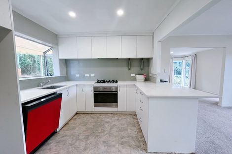 Photo of property in 32 Sapphire Place, Bayview, Auckland, 0629