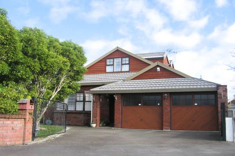 Photo of property in 5 Anderson Grove, Epuni, Lower Hutt, 5011