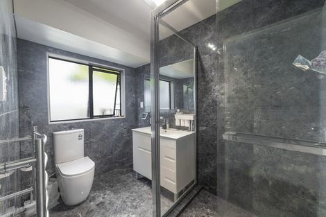 Photo of property in 52d Arimu Road, Papakura, 2110