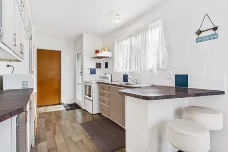 Photo of property in 5 Joshua Place, Weymouth, Auckland, 2103