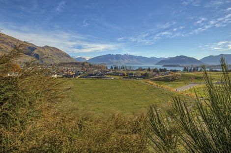 Photo of property in Meadowstone Alpha Series, 32 Sapphire Spring Rise, Wanaka, 9305
