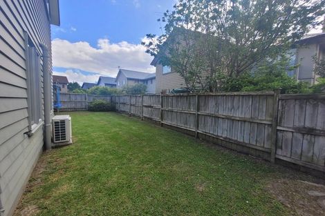 Photo of property in 35 Magma Crescent, Stonefields, Auckland, 1072