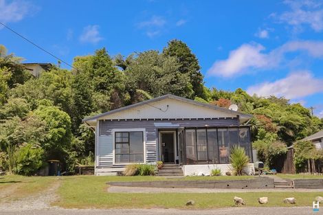 Photo of property in 3 Sturge Street, Cobden, Greymouth, 7802