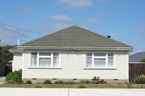 Photo of property in 62 Rowan Avenue, Aranui, Christchurch, 8061