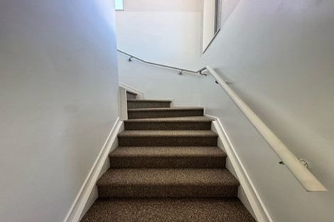 Photo of property in 21 Kirikiri Drive, Papakura, 2110