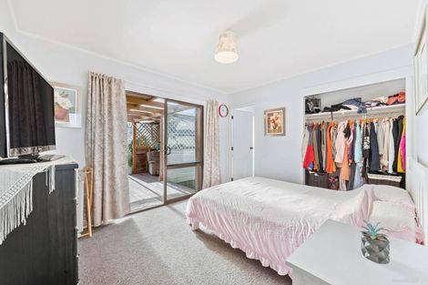 Photo of property in 57c Everglade Drive, Goodwood Heights, Auckland, 2105