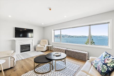 Photo of property in Matai Moana, 3/178 Oriental Parade, Oriental Bay, Wellington, 6011