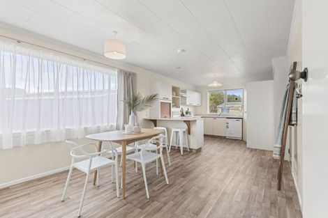 Photo of property in 24 Sutherland Crescent, Westbrook, Palmerston North, 4412