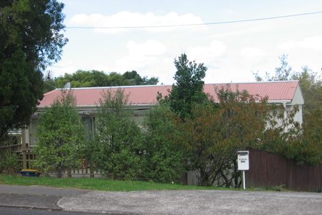 Photo of property in 36 Stottholm Road, Titirangi, Auckland, 0604