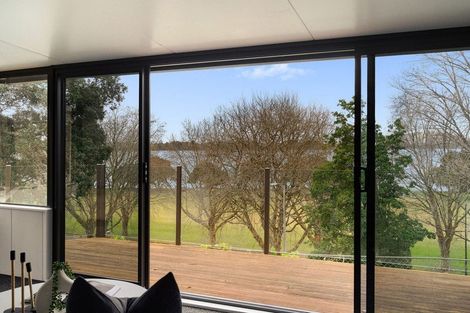Photo of property in 3a Ninth Avenue, Tauranga, 3110