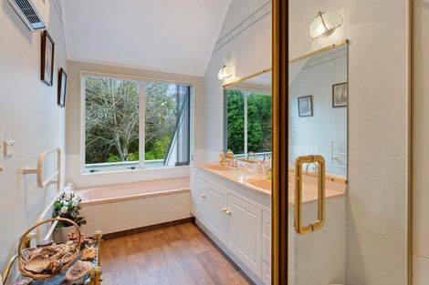 Photo of property in 2 Sunglo Terrace, Otaki, 5512