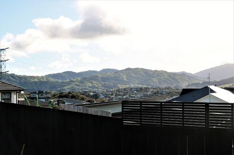 Photo of property in 12 Schooner Drive, Whitby, Porirua, 5024