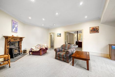 Photo of property in 104 North Parade, Richmond, Christchurch, 8013