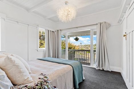 Photo of property in 18 Penton Road, Stanmore Bay, Whangaparaoa, 0932