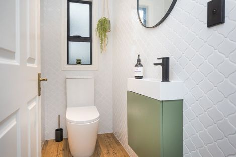 Photo of property in 42a Titoki Street, Palmerston North, 4414