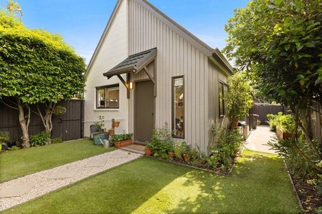 Photo of property in 1/19 Trafalgar Street, St Albans, Christchurch, 8014