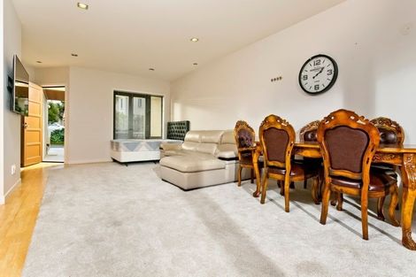 Photo of property in Point Ridge, 19/130 Gills Road, Albany Heights, Auckland, 0632