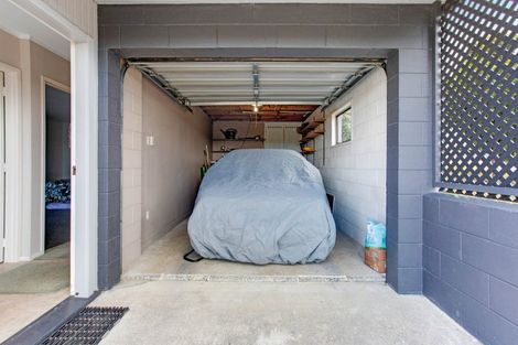 Photo of property in 1/573 Beach Road, Murrays Bay, Auckland, 0630