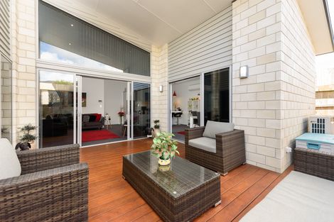 Photo of property in 4 Benmore Crescent, Pyes Pa, Tauranga, 3112