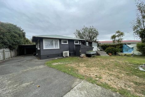 Photo of property in 64 Wikitoria Road, Putiki, Whanganui, 4501