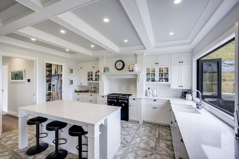 Photo of property in 4 Ridgeway Terrace, Taradale, Napier, 4112