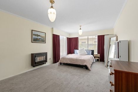 Photo of property in 32 De Menech Grove, Avalon, Lower Hutt, 5011