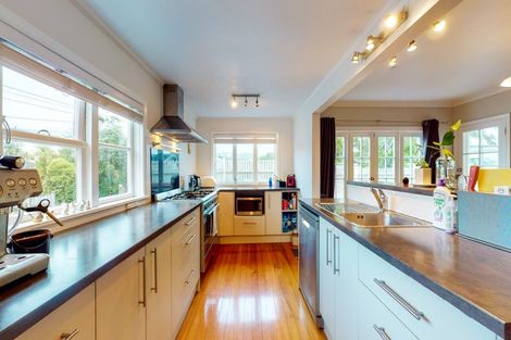 Photo of property in 34 Izard Road, Khandallah, Wellington, 6035