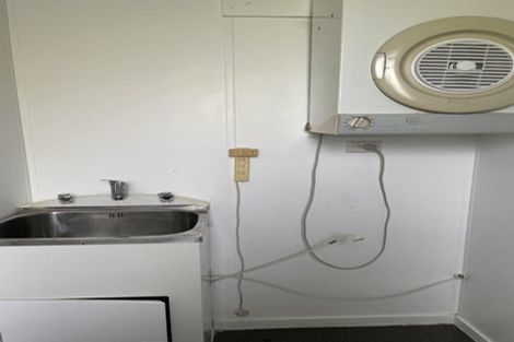 Photo of property in 46 Philomel Crescent, Bayswater, Auckland, 0622