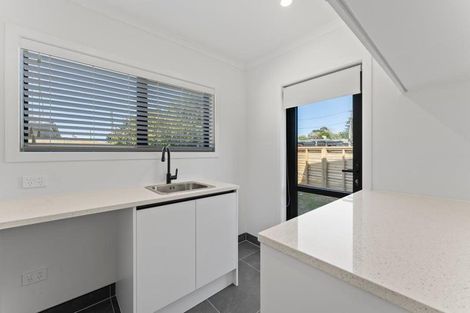 Photo of property in 30 Opaheke Road, Papakura, 2110