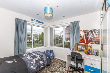 Photo of property in 28 Vardon Crescent, Shirley, Christchurch, 8061