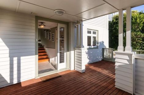 Photo of property in 25 Rangoon Street, Khandallah, Wellington, 6035