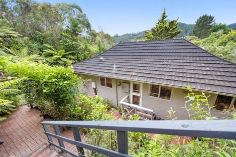 Photo of property in 14 Winchester Avenue, Pinehaven, Upper Hutt, 5019