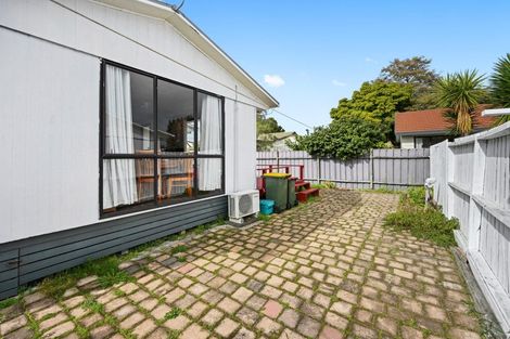 Photo of property in 15 Garland Drive, St Andrews, Hamilton, 3200