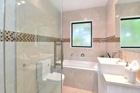 Photo of property in 46 Resolution Drive, Gulf Harbour, Whangaparaoa, 0930