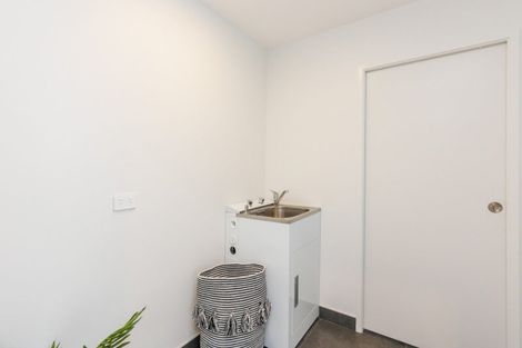 Photo of property in 9 Pahiki Crescent, Levin, 5510