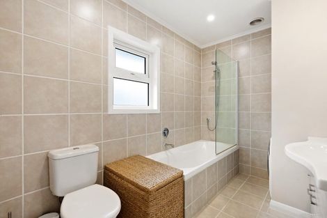 Photo of property in 2/9 Bowling Avenue, Epsom, Auckland, 1023