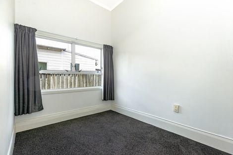 Photo of property in 4 Root Street, Gisborne, 4010