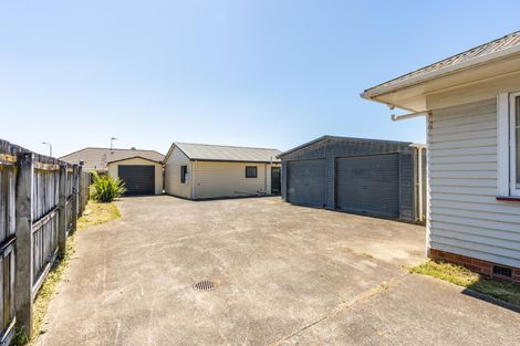 Photo of property in 383 Massey Road, Mangere East, Auckland, 2024