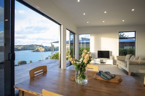 Photo of property in 15 Rose Street, Raglan, 3225