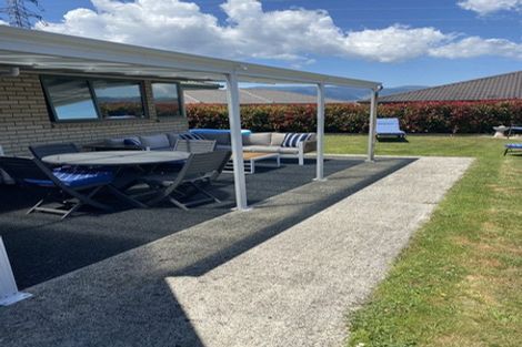 Photo of property in 12 Percy Kinsman Crescent, Riverstone Terraces, Upper Hutt, 5018